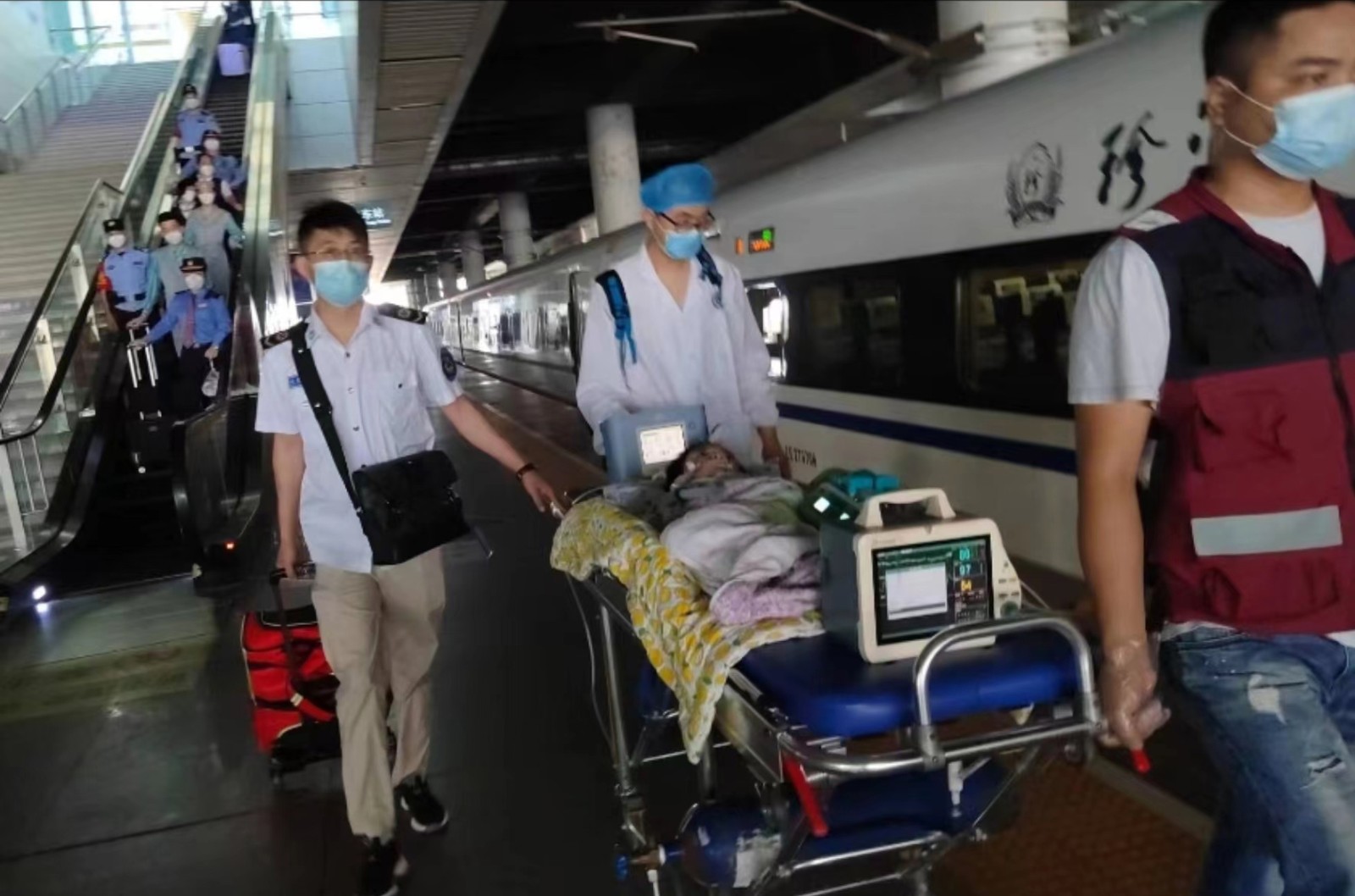 兴宁市高铁转运公司