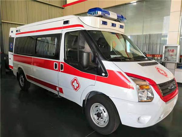 兴宁市福特V362救护车